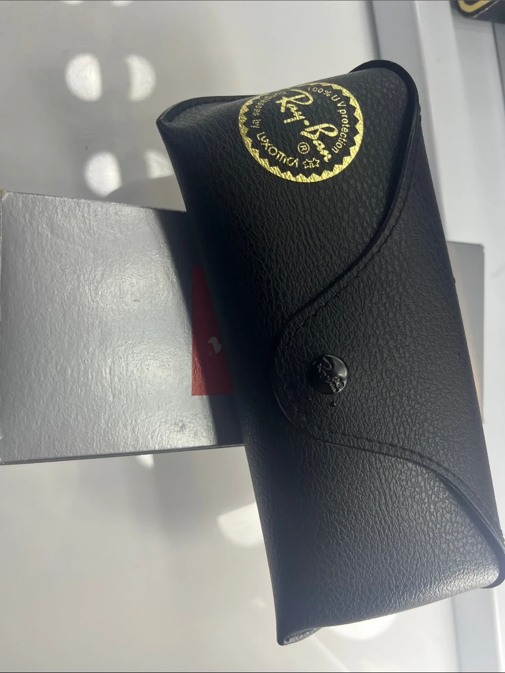 Ray ban polarized sunglasses (unisex )